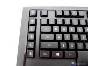 SteelSeries-Apex-M800-15